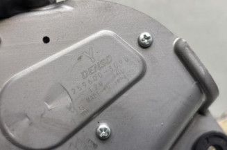 Moteur essuie glace arriere SUZUKI BALENO 2