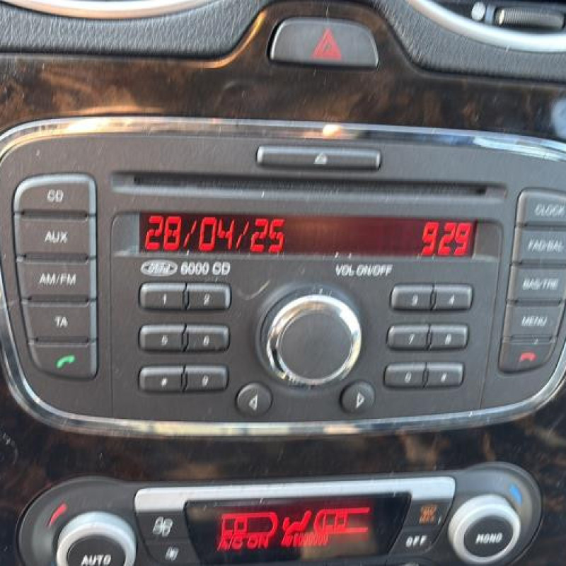 Optique avant principal droit (feux)(phare) FORD FOCUS 2 Photo n°20