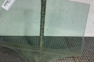 Vitre arriere gauche AUDI A4 3