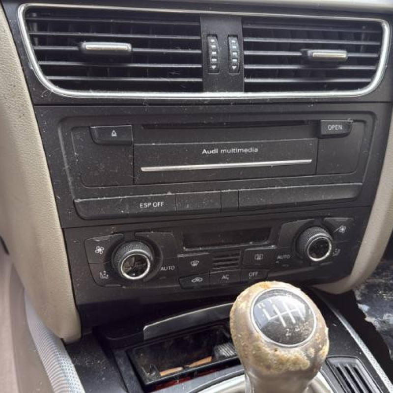 Vitre arriere gauche AUDI A4 3 Photo n°15