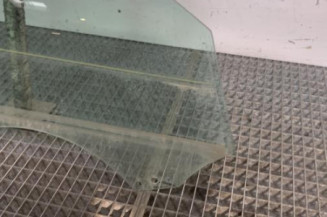 Vitre avant droit AUDI A4 3