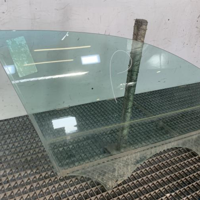 Vitre avant droit AUDI A4 3 Photo n°3