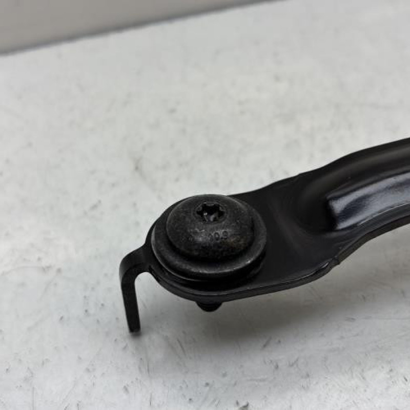 Attache ceinture avant droit RENAULT GRAND SCENIC 3 Photo n°2