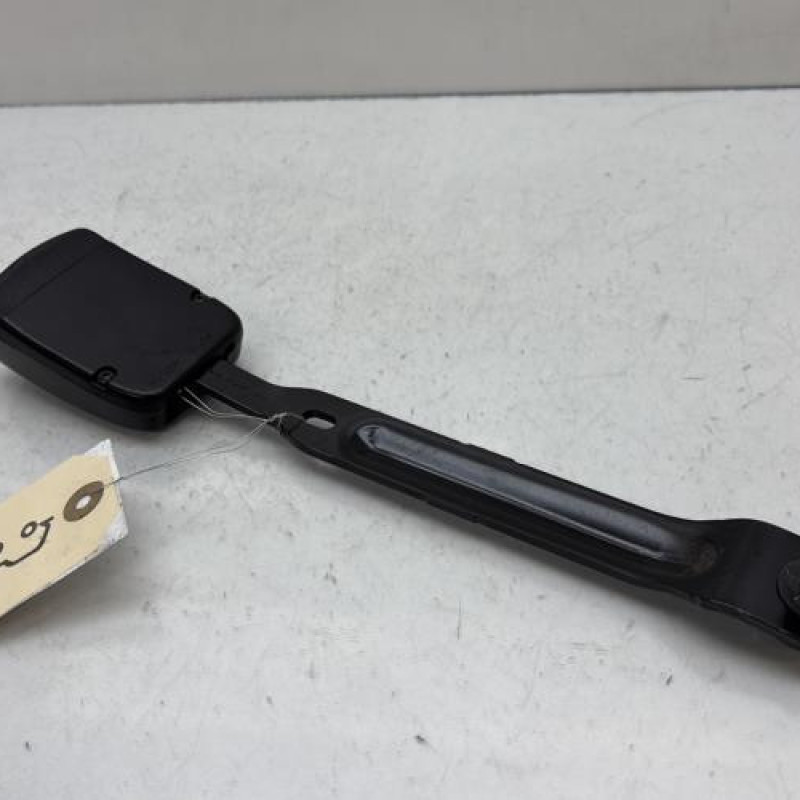 Attache ceinture avant droit RENAULT GRAND SCENIC 3 Photo n°4