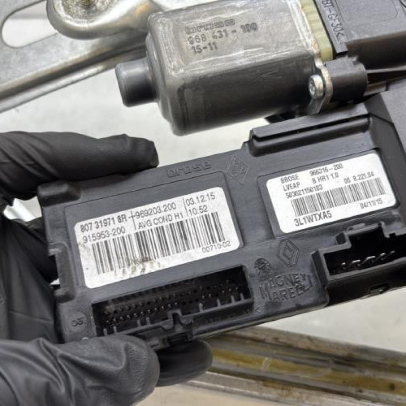 Leve vitre electrique avant gauche RENAULT GRAND SCENIC 3 Photo n°4