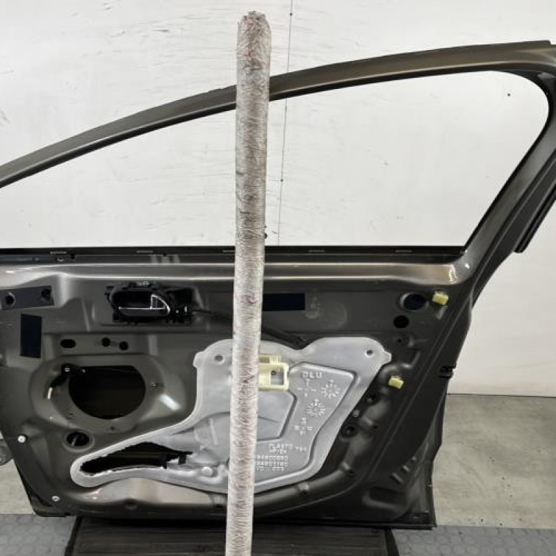 Porte avant droit PEUGEOT 5008 1 Photo n°6
