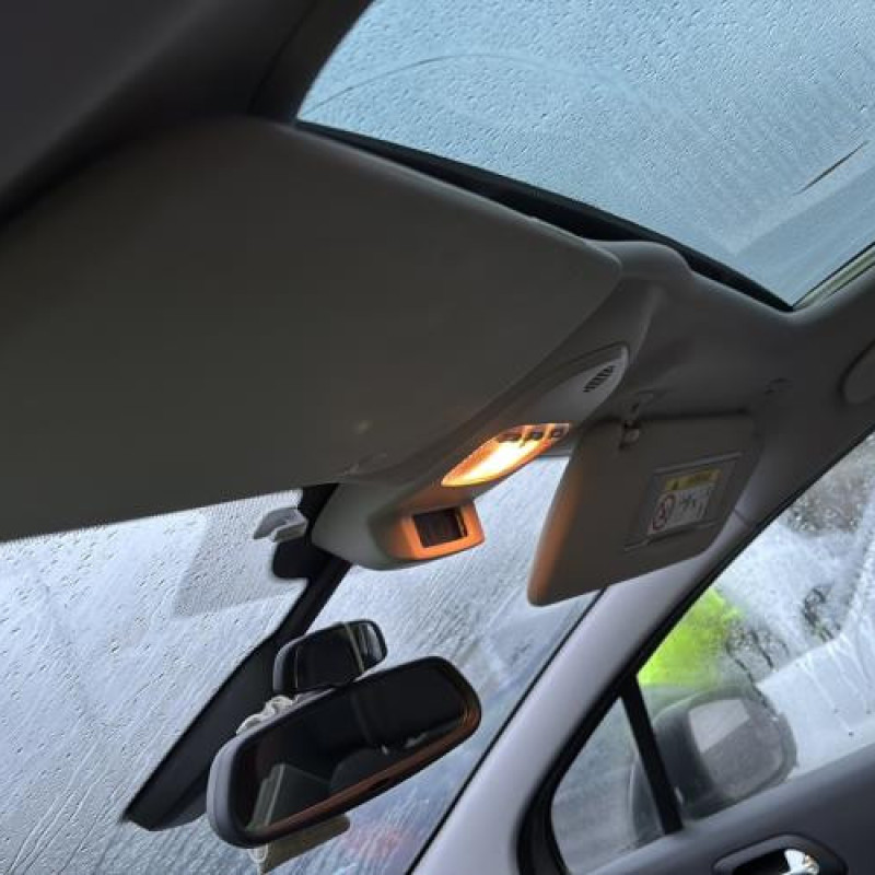 Renfort pare choc arriere (traverse) PEUGEOT 5008 1 Photo n°16