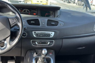 Serrure de coffre RENAULT GRAND SCENIC 3