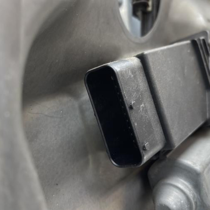 Leve vitre electrique avant droit VOLKSWAGEN GOLF 4 Photo n°3