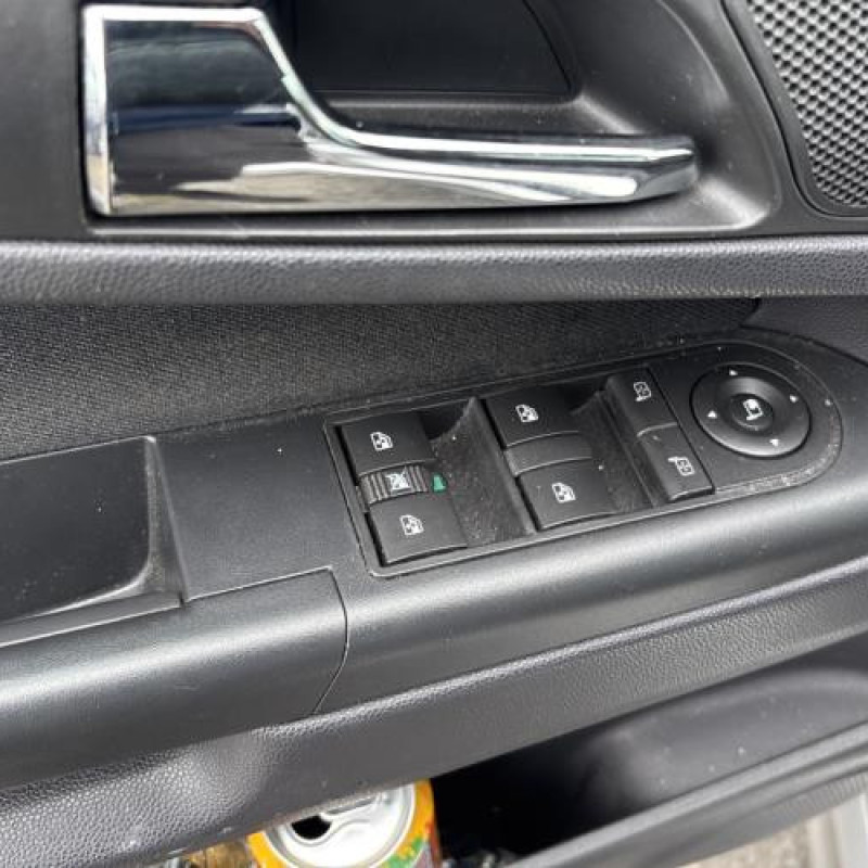 Pompe de direction OPEL ZAFIRA B Photo n°16