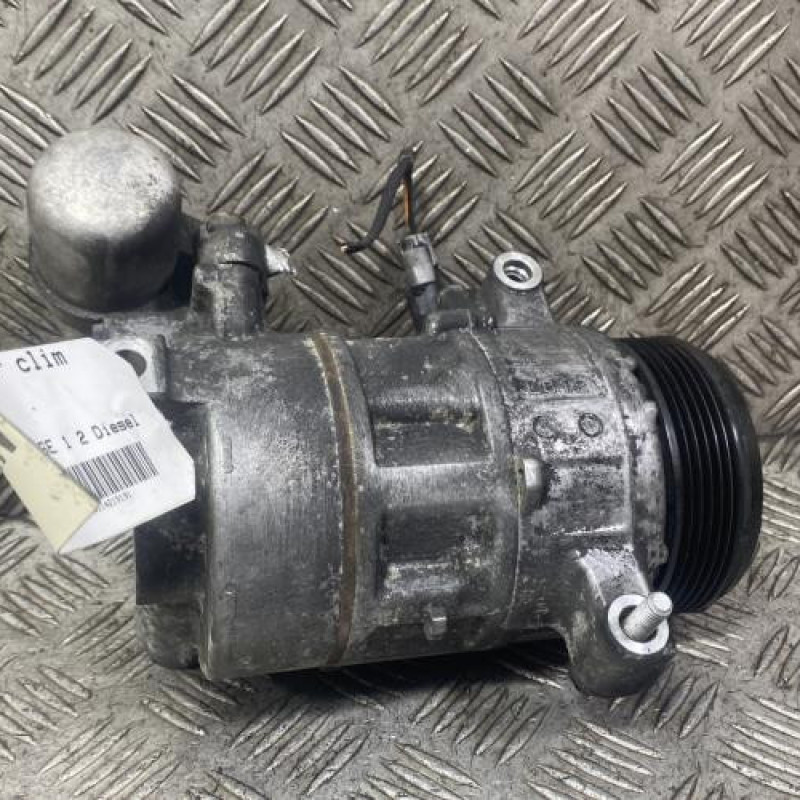 Compresseur clim BMW SERIE 1 E87 Photo n°4