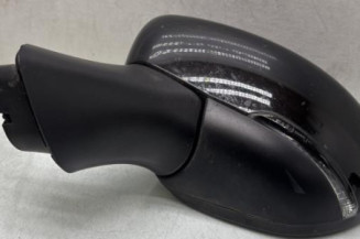 Retroviseur gauche RENAULT CLIO 4