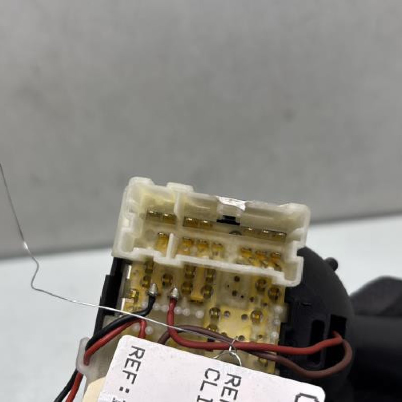 Commodo phare RENAULT CLIO 4 Photo n°3