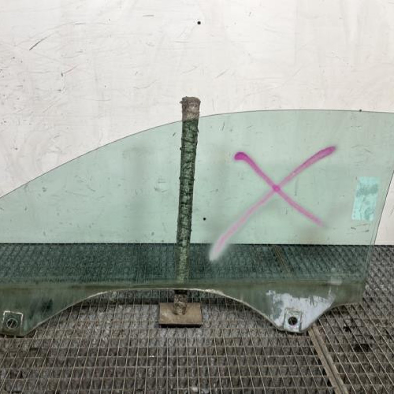 Vitre avant droit AUDI A3 2 Photo n°4