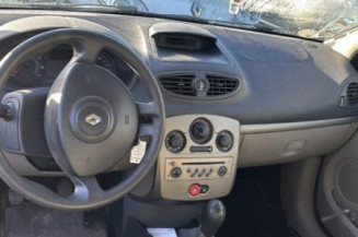 Amortisseur avant gauche RENAULT CLIO 3