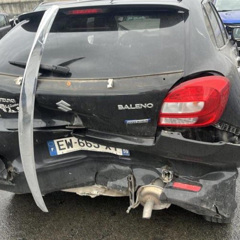 Poignee porte avant droit SUZUKI BALENO 2 Photo n°15