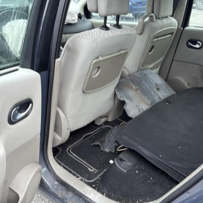 Moteur RENAULT SCENIC 2 Photo n°16