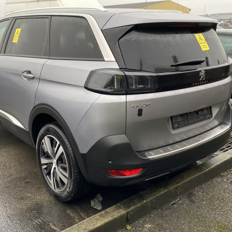 PEUGEOT 5008 2 PHASE 2 1.2 PURETECH - 12V TURBO HYBRID Photo n°5