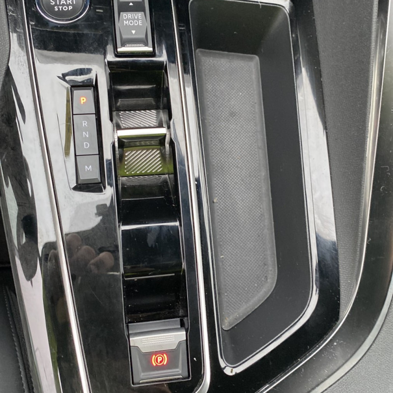 PEUGEOT 5008 2 PHASE 2 1.2 PURETECH - 12V TURBO HYBRID Photo n°22