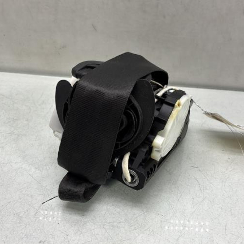 Pretensionneur de ceinture avant droit VOLKSWAGEN POLO 5 Photo n°3