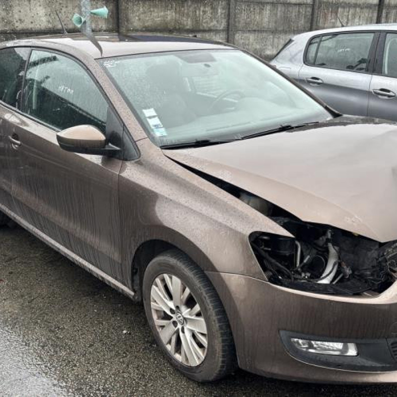 Pretensionneur de ceinture avant droit VOLKSWAGEN POLO 5 Photo n°6