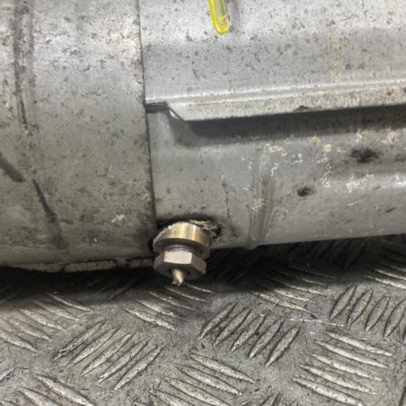 Catalyseur (echappement) PEUGEOT 308 2 Photo n°3