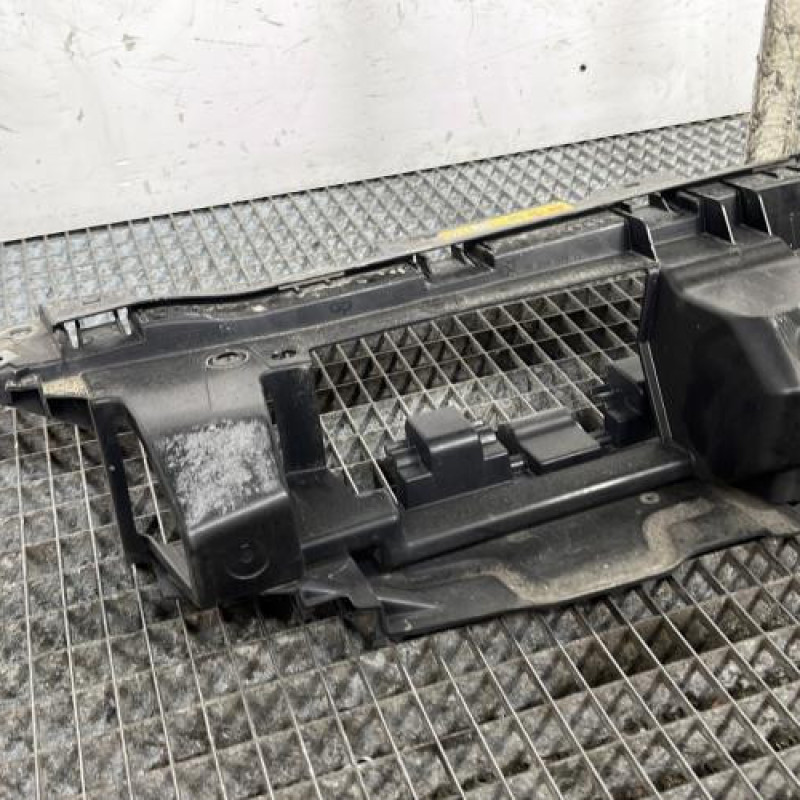 Armature avant, Masque avant PEUGEOT 5008 1 Photo n°2