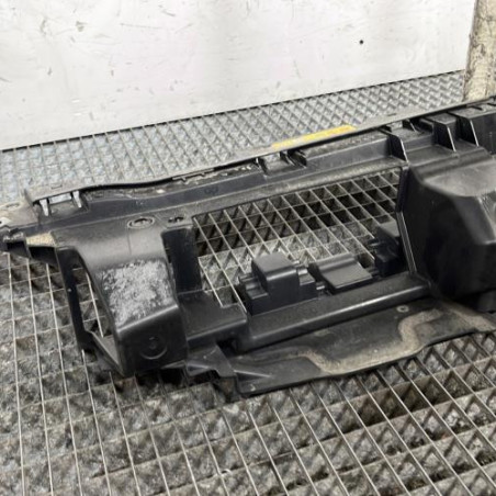 Armature avant, Masque avant PEUGEOT 5008 1