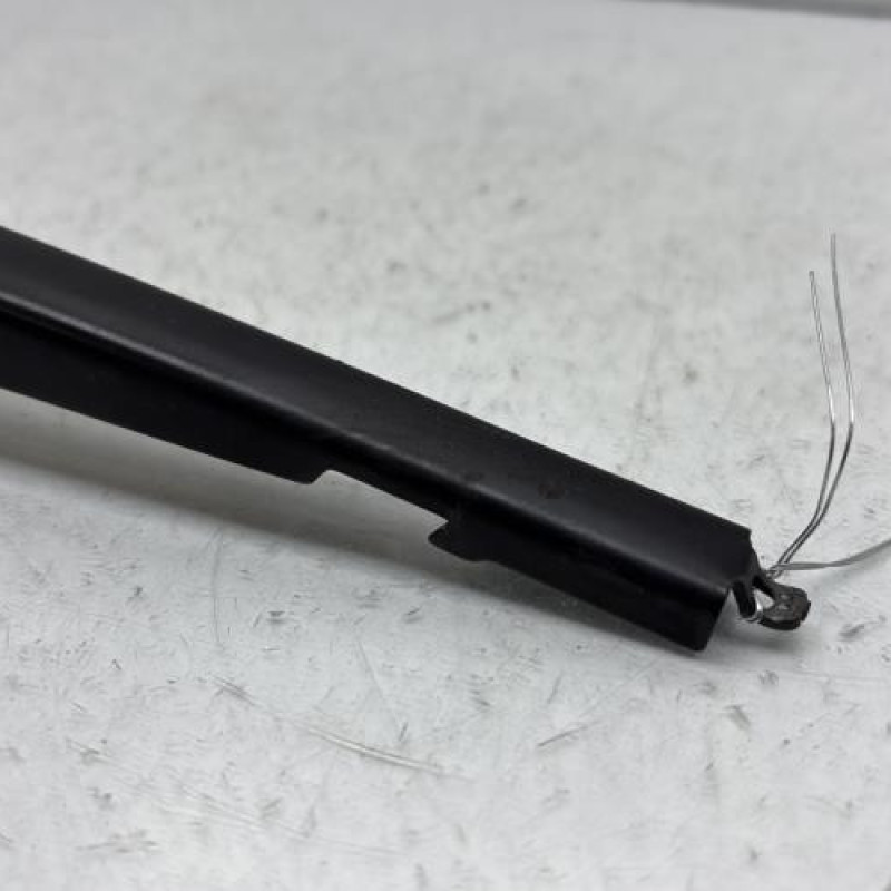 Bras essuie glace arriere MERCEDES CLASSE GLA 156 Photo n°3