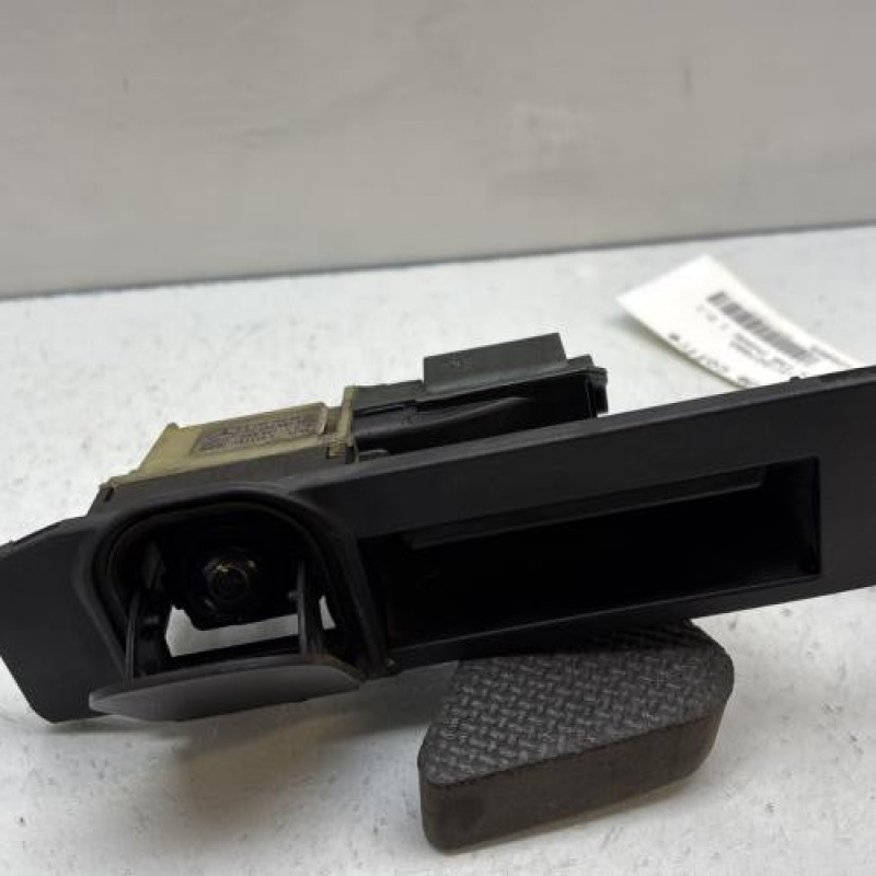 Bouton de coffre MERCEDES CLASSE GLA 156 Photo n°1