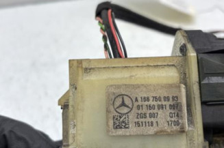 Bouton de coffre MERCEDES CLASSE GLA 156