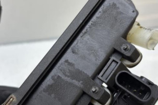 Bouton de coffre MERCEDES CLASSE GLA 156