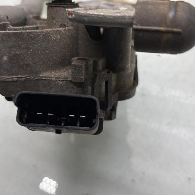 Moteur essuie glace avant RENAULT CLIO 3 Photo n°8