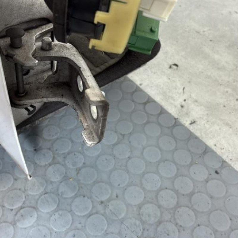 Porte avant droit CITROEN C3 1 Photo n°5