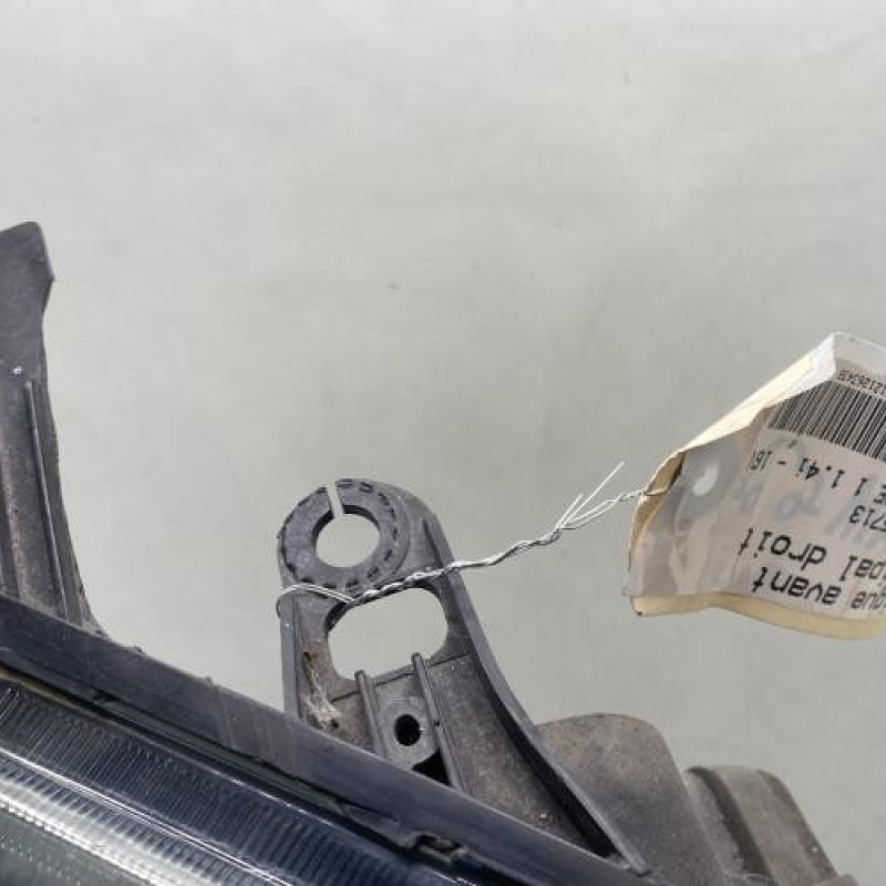 Optique avant principal droit (feux)(phare) FORD FIESTA 5 Photo n°4