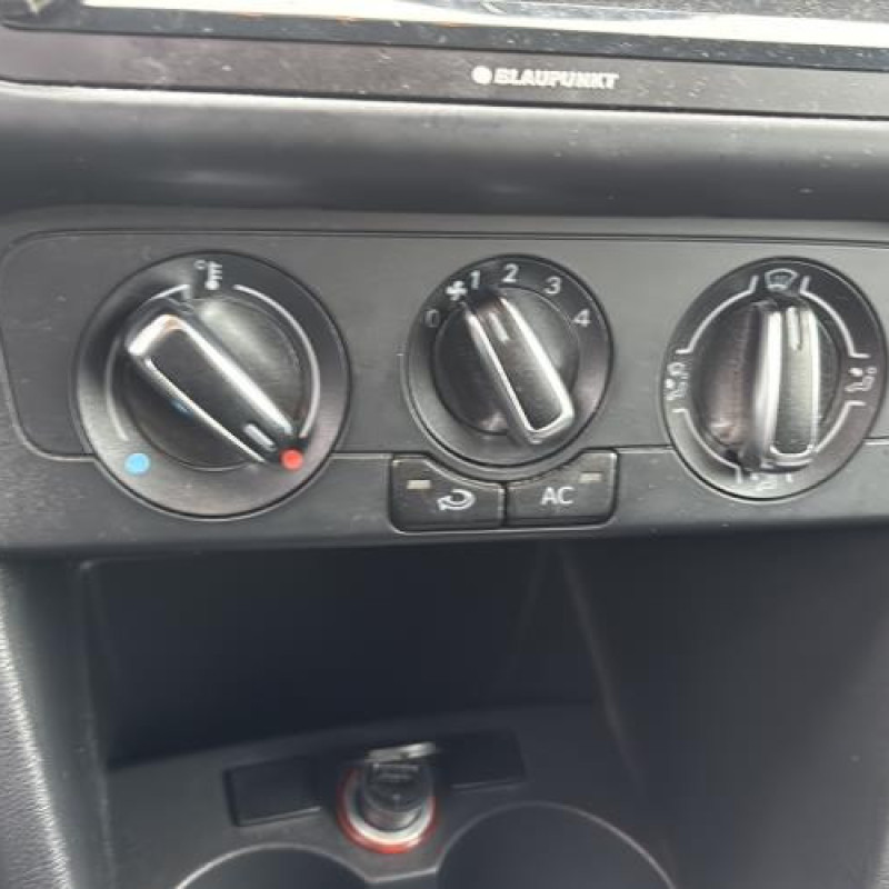 Feu arriere stop central VOLKSWAGEN POLO 5 Photo n°16