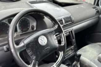 Serrure avant gauche VOLKSWAGEN SHARAN 1