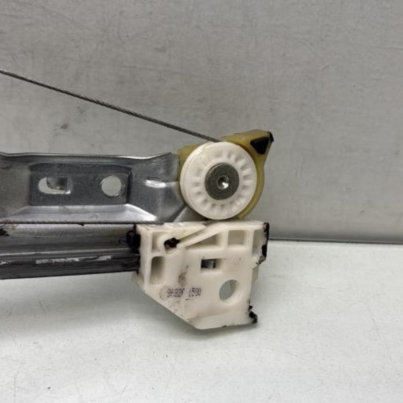 Leve vitre electrique arriere gauche CITROEN C4 GRAND PICASSO 1 Photo n°2