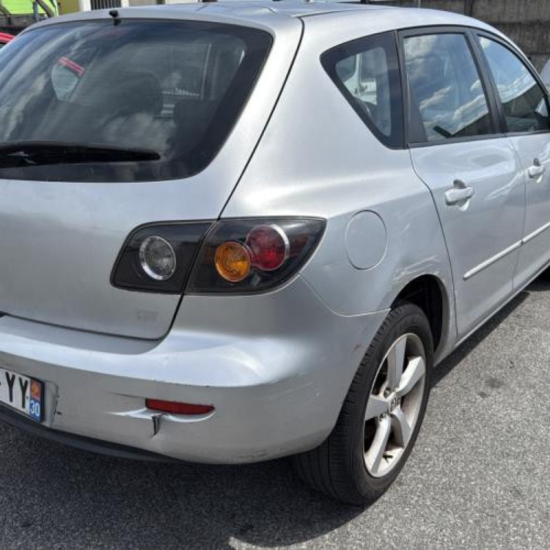 Feu arriere secondaire droit (feux) MAZDA 3 1 Photo n°6