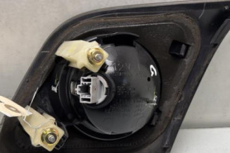 Feu arriere secondaire gauche (feux) MAZDA 3 1