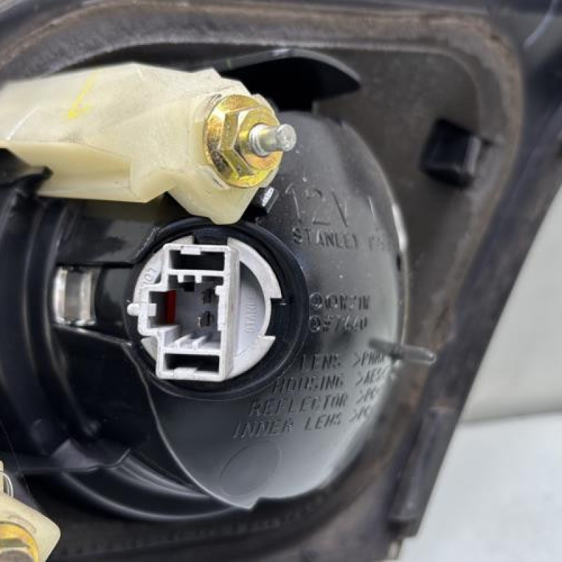 Feu arriere secondaire gauche (feux) MAZDA 3 1 Photo n°3