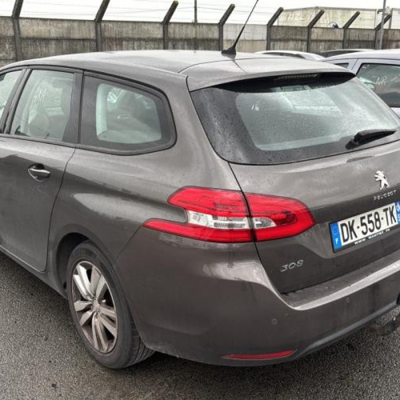 Renfort pare choc arriere (traverse) PEUGEOT 308 2 SW Photo n°7