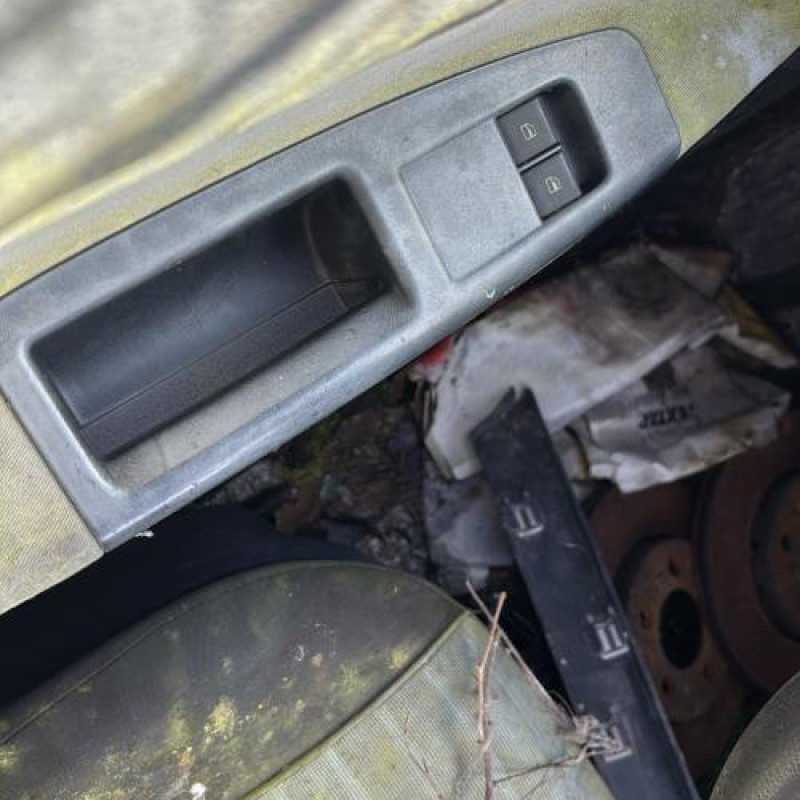 Bouchon de carburant VOLKSWAGEN POLO 4 Photo n°12