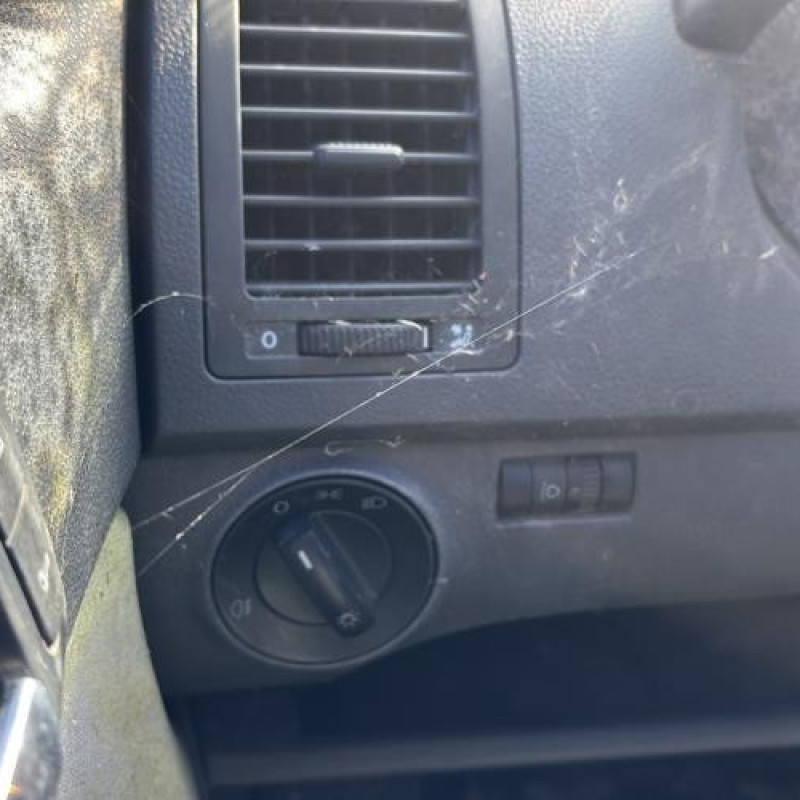 Bouchon de carburant VOLKSWAGEN POLO 4 Photo n°17