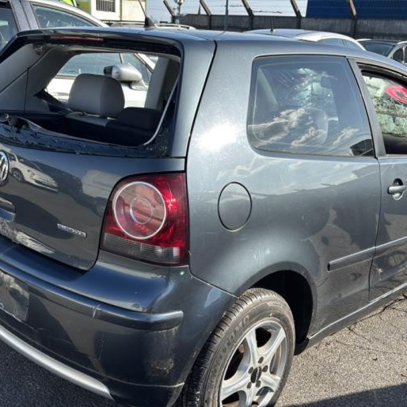 Poignee porte avant droit VOLKSWAGEN POLO 4 Photo n°6