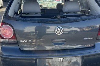 Poignee porte avant droit VOLKSWAGEN POLO 4