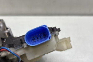 Serrure avant droit VOLKSWAGEN POLO 4