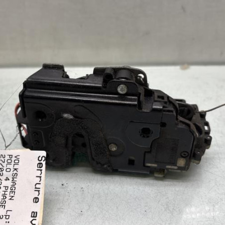 Serrure avant gauche VOLKSWAGEN POLO 4 Photo n°1