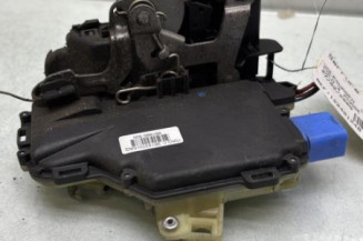 Serrure avant gauche VOLKSWAGEN POLO 4