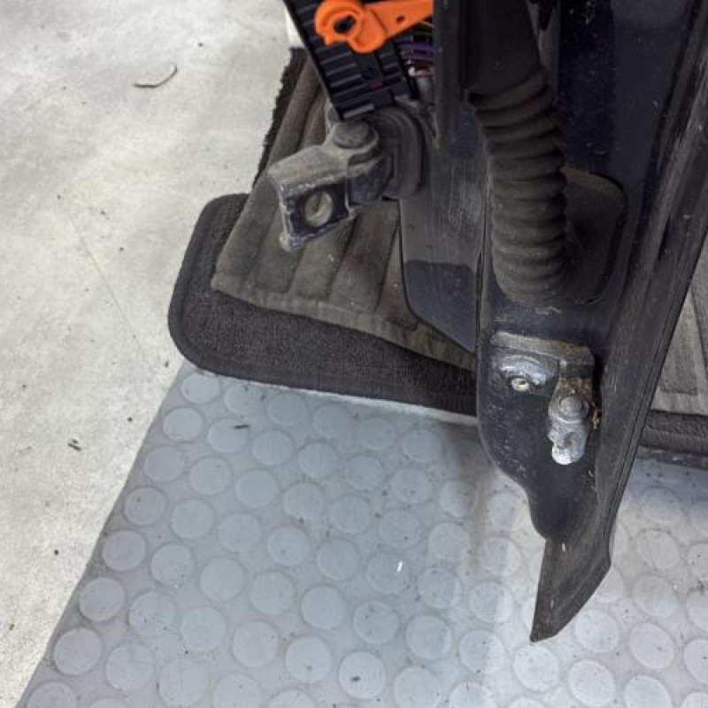 Porte avant gauche VOLKSWAGEN POLO 5 Photo n°3